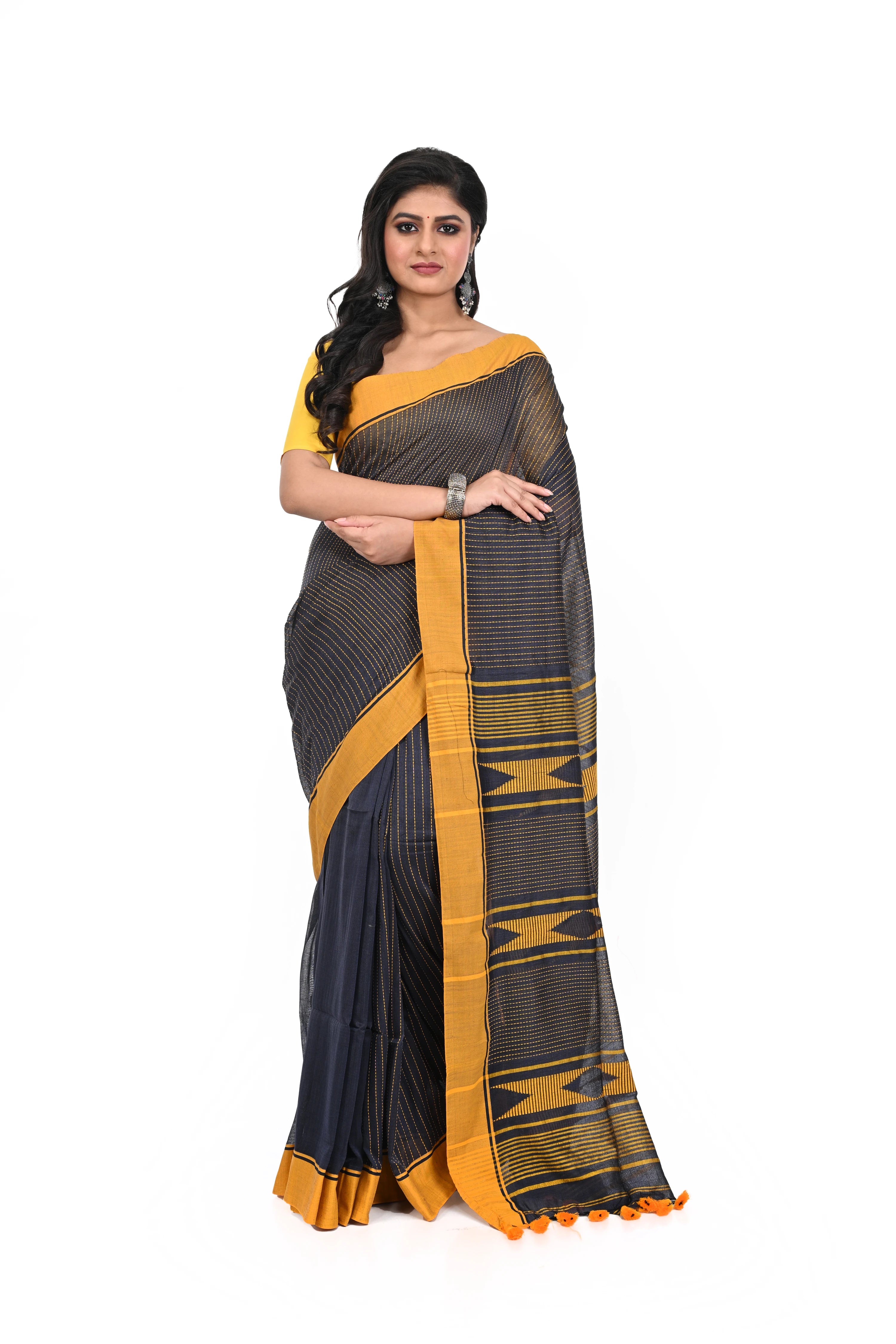 Elegant Look Brown Solid Yellow Border Cotton Handloom Saree