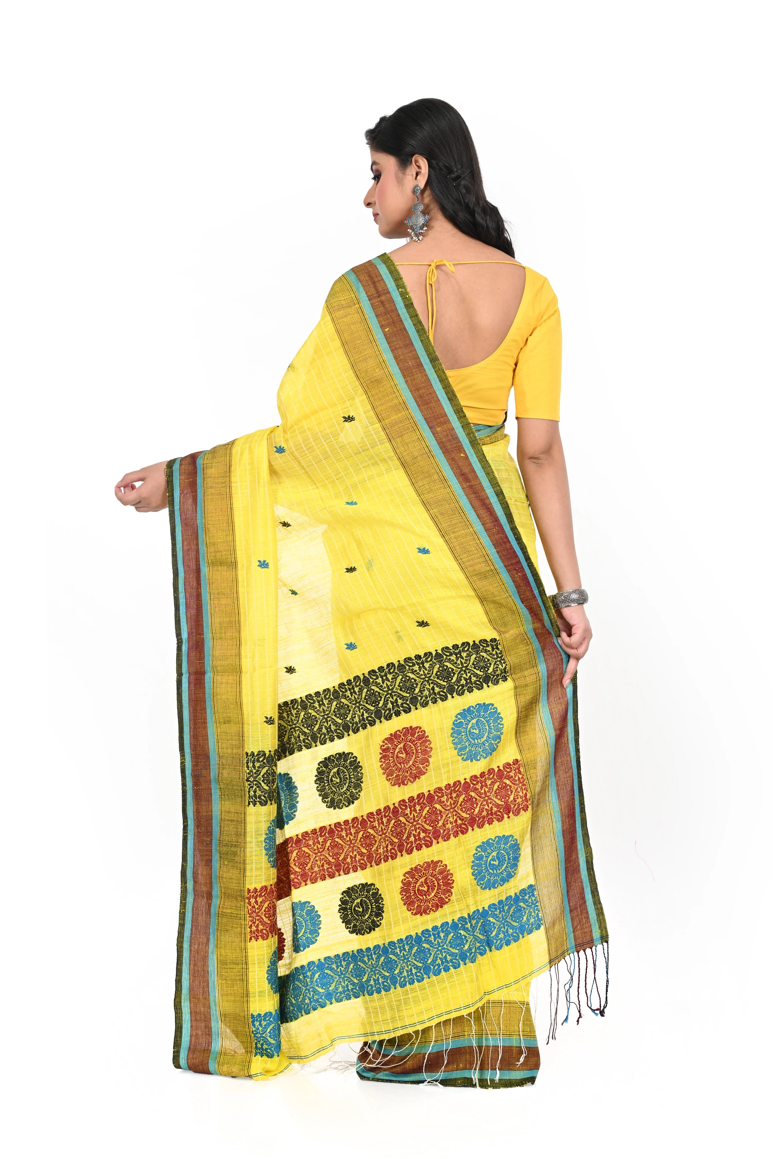 Golden Yellow Pure Matka Silk Handloom Saree with Decorated Pallu and Border