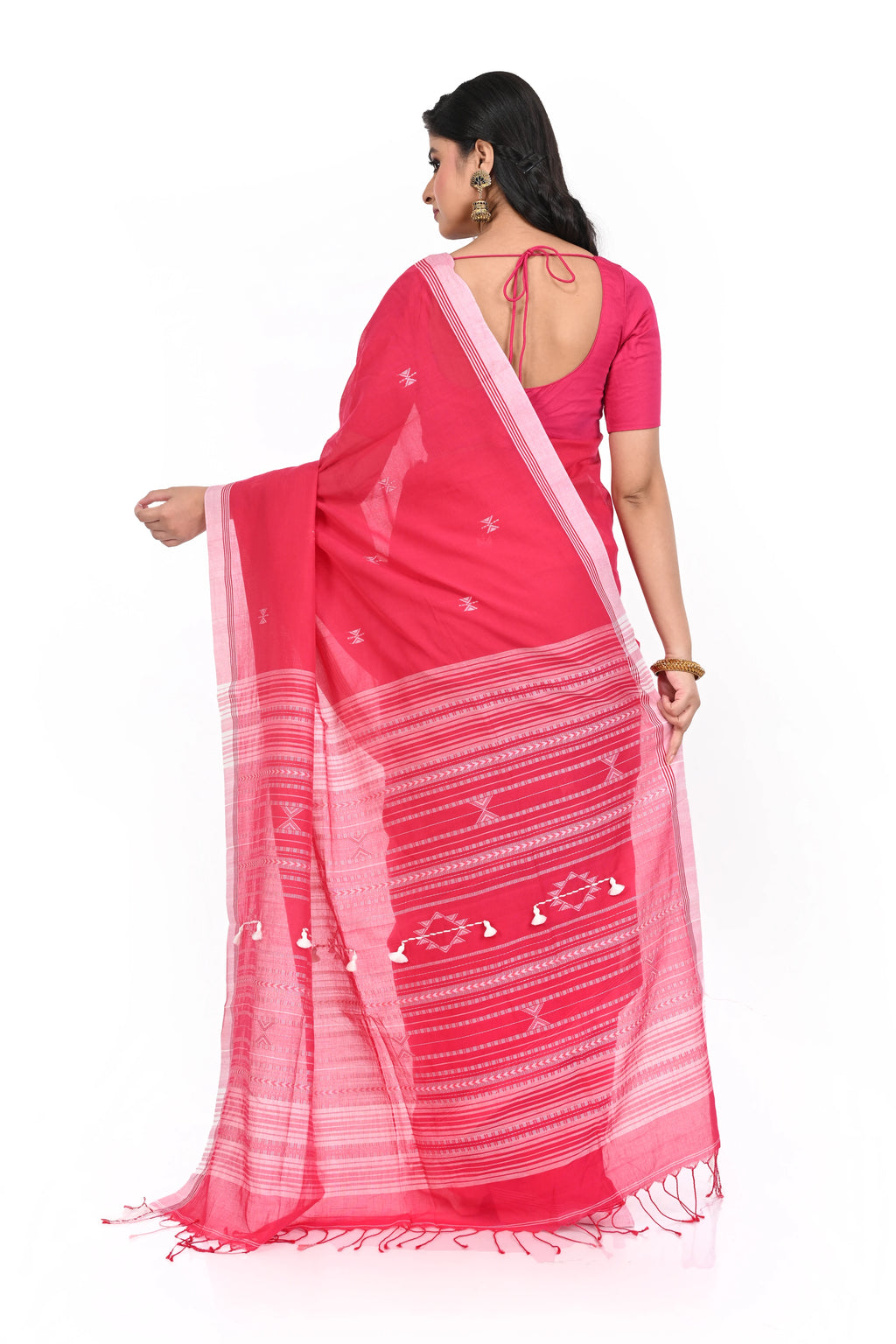 Pink Cotton Handloom Saree with White Slim Border and Bhujudi Worked Pallu with White Thread
