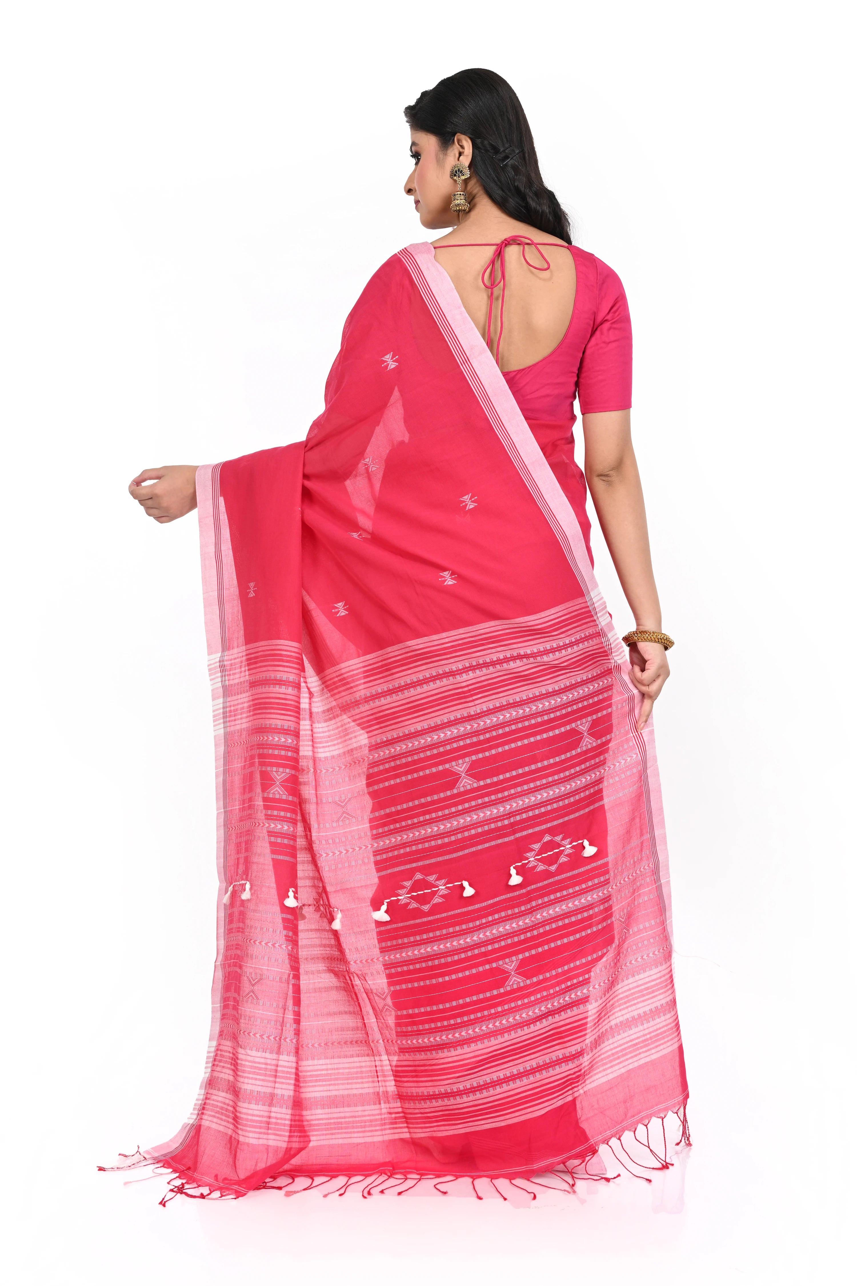 Pink Cotton Handloom Saree with White Slim Border and Bhujudi Worked Pallu with White Thread